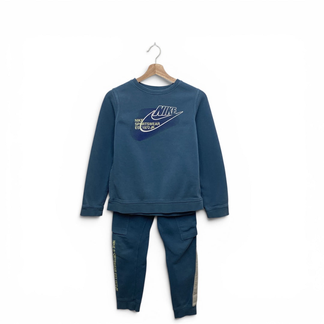 Sportanzug Nike blau, 152