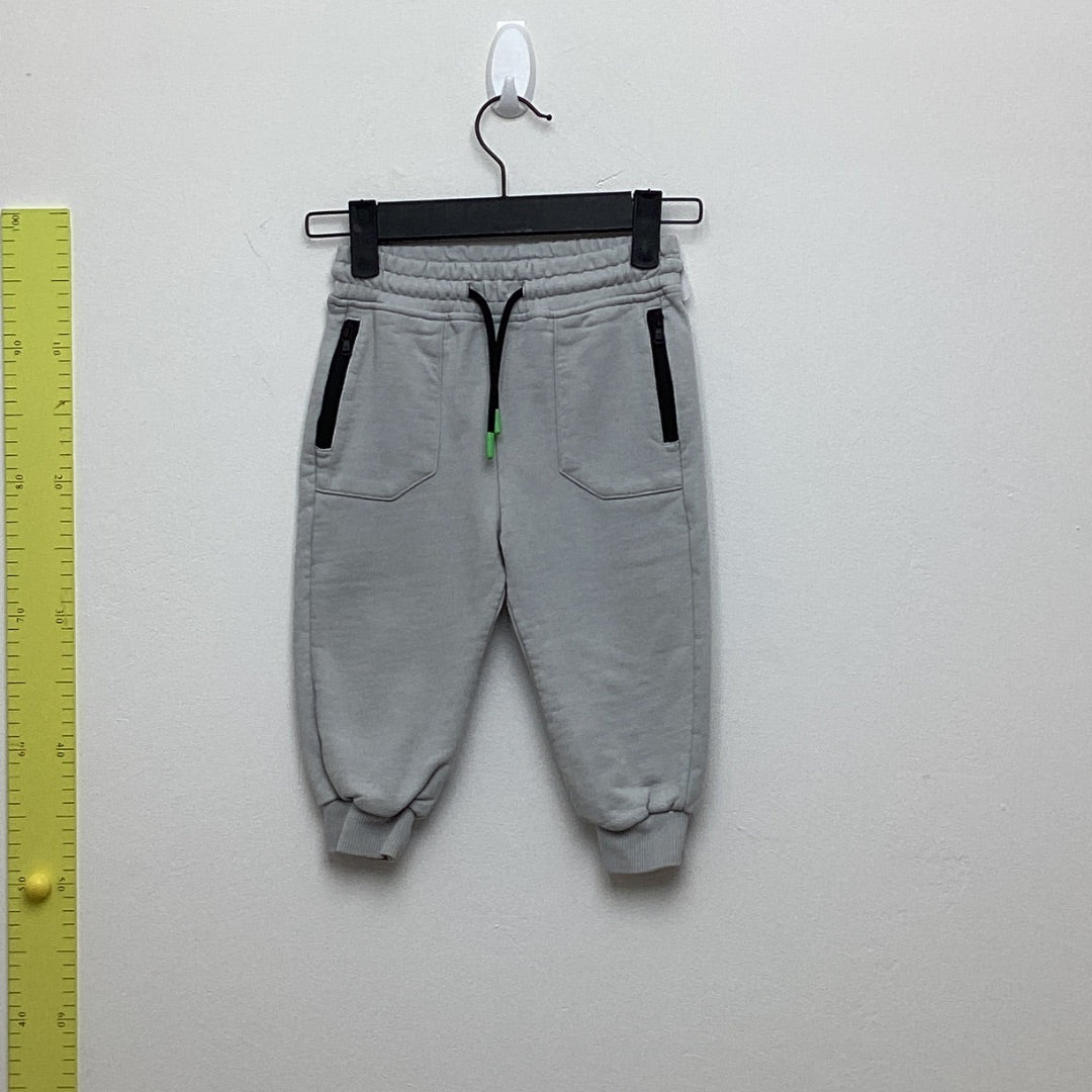 Sporthose Benetton grau, 92