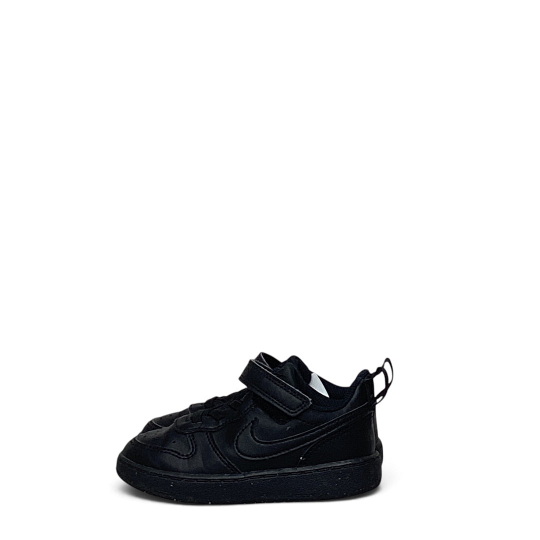 Sneakers Nike schwarz, 25