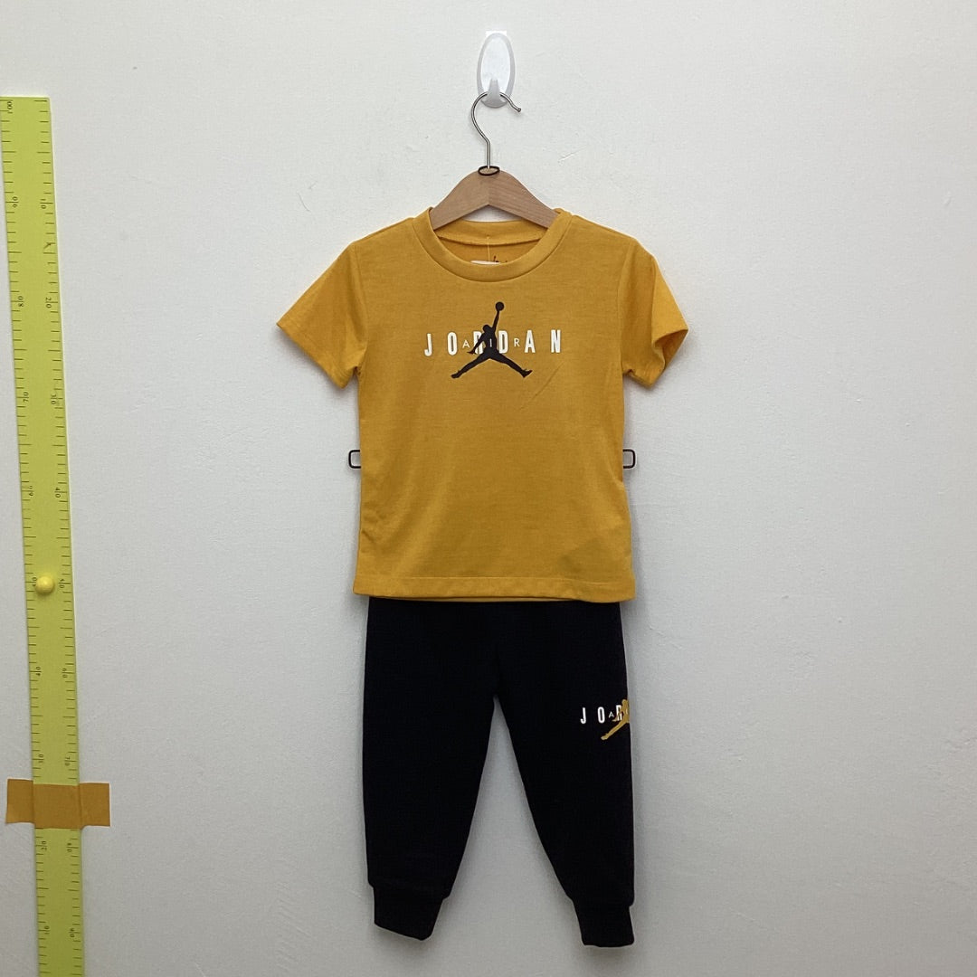 Oberteil Air Jordan gelb, 86