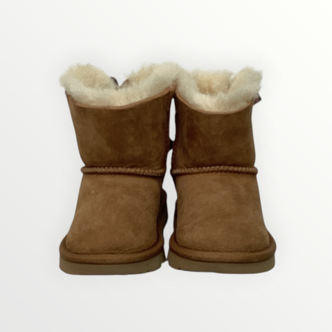 Winterstiefel Ugg braun, 22